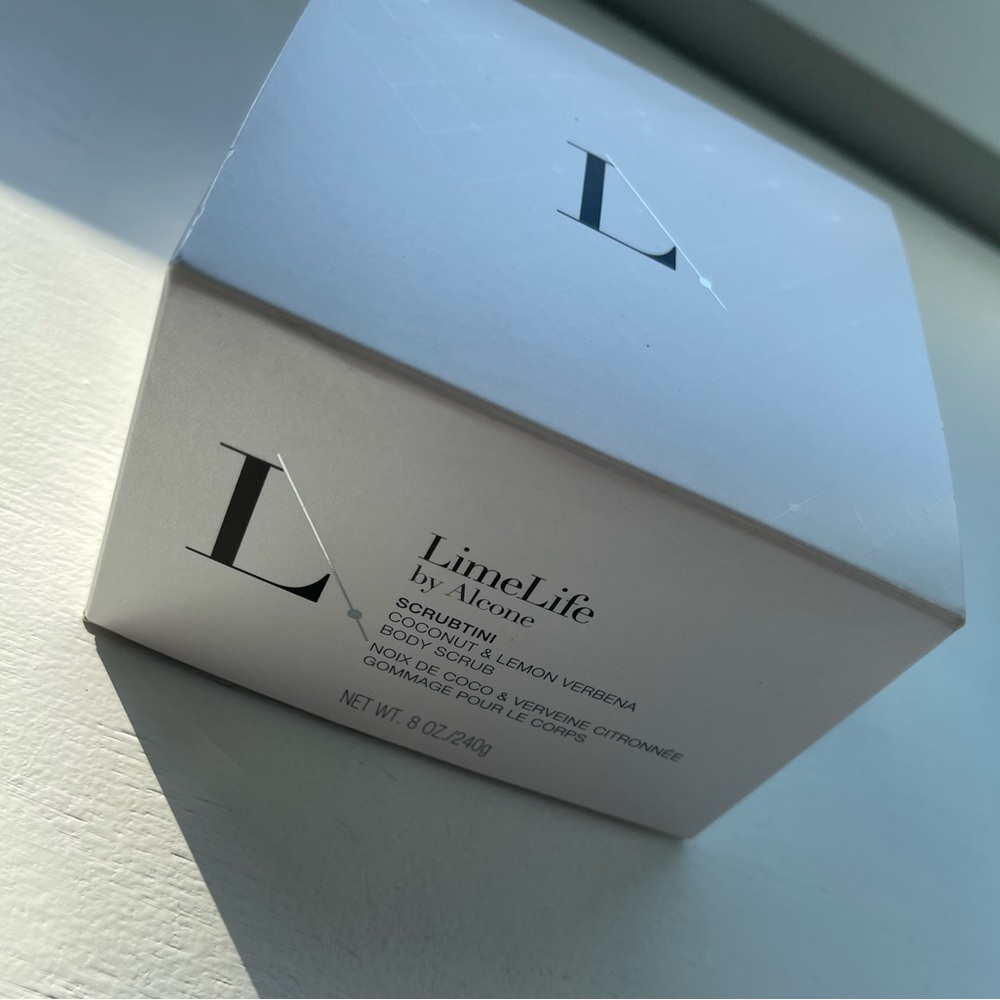 Scrubtini Coconut and Lemon Verbana